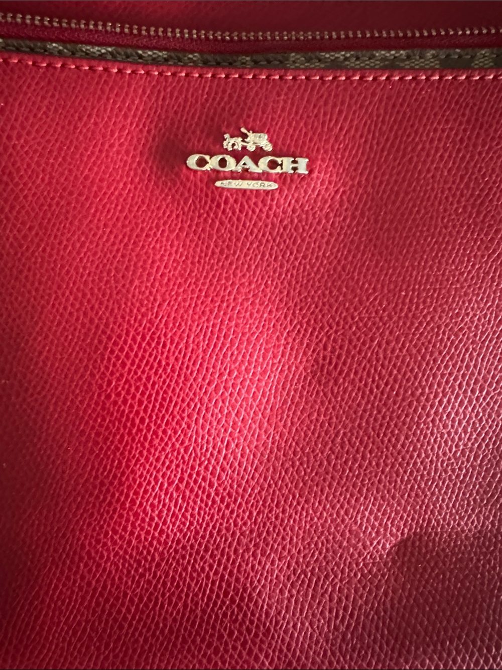 Coach Red Pebbled Leather Crossbody Bag with Additional Zippered Case. - Picture 2 of 13